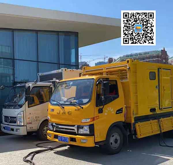 夏河出租发电车