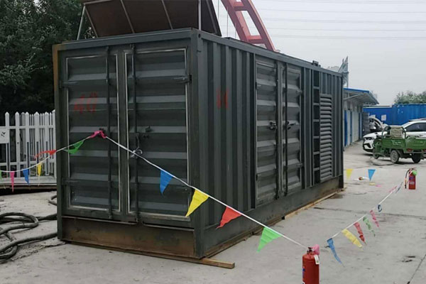 夏河发电机租赁空气滤清器多久更换一次?